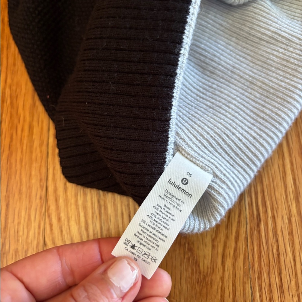 Lululemon Black and Gray Knit Beanie - Picture 3 of 4